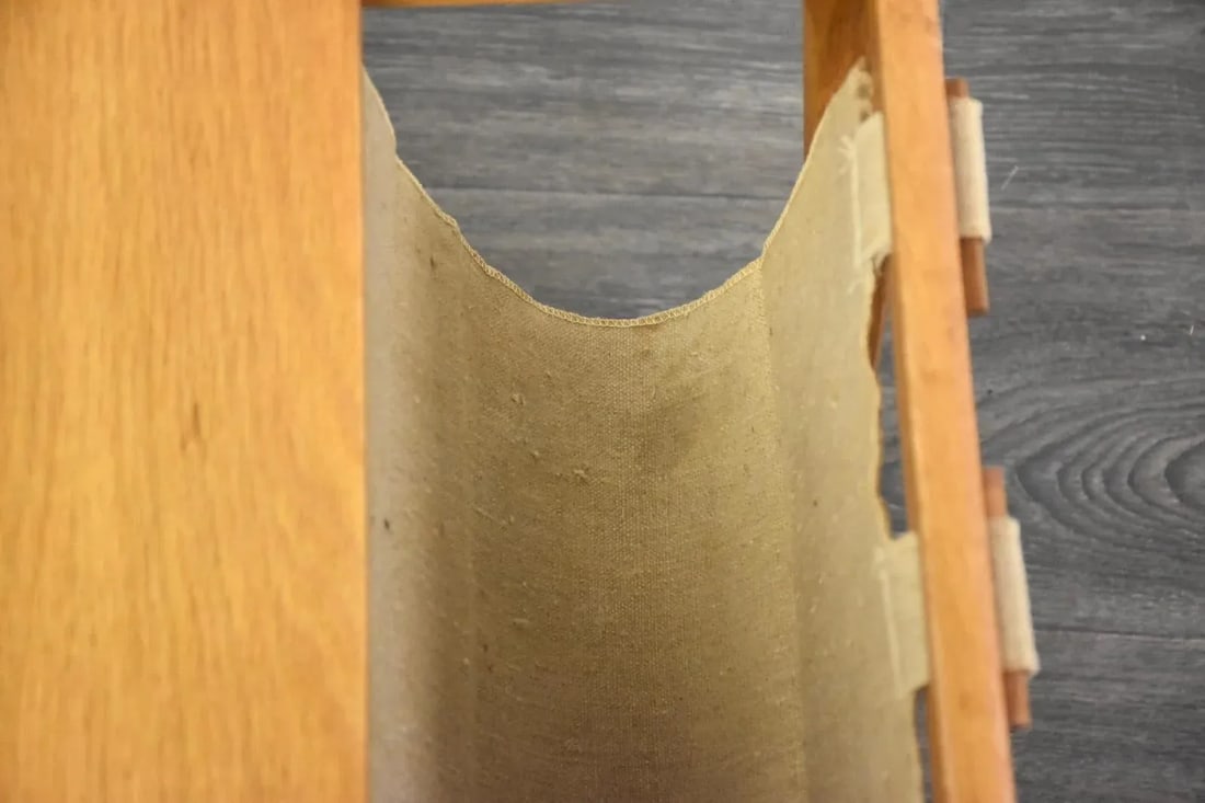 Mid Century Oak Magazine Rack - 8