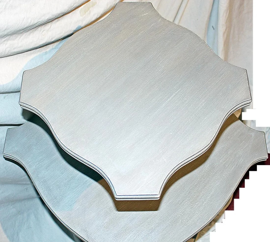 1940s Patined 2-Tier Table - 7