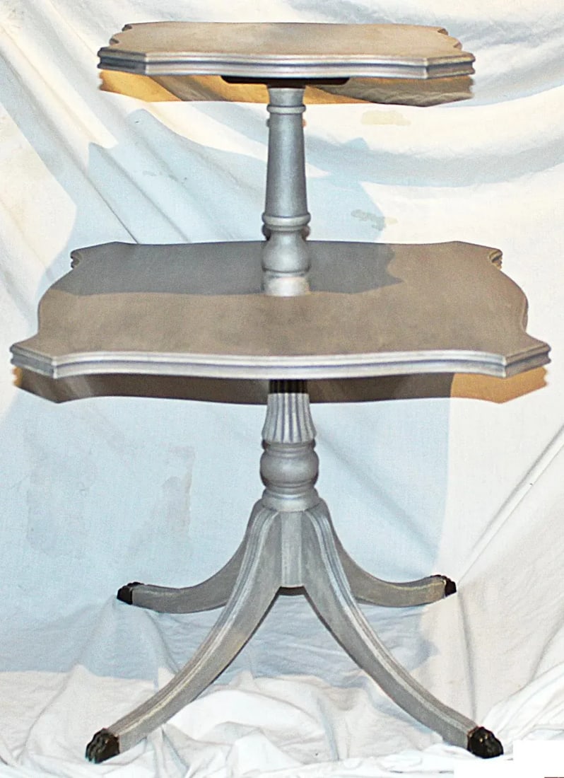 1940s Patined 2-Tier Table - 8