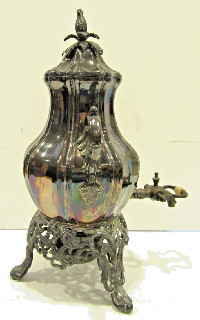 Early 20th Century Silver Plated Floral Pattern Sheffield Style Samovar - 4