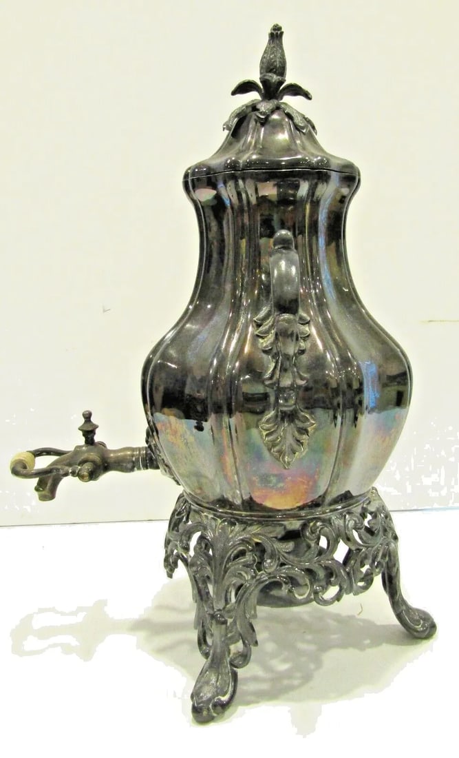 Early 20th Century Silver Plated Floral Pattern Sheffield Style Samovar - 7