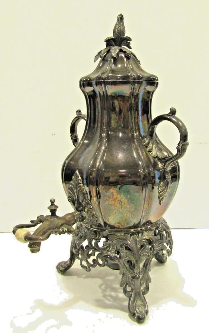 Early 20th Century Silver Plated Floral Pattern Sheffield Style Samovar - 8