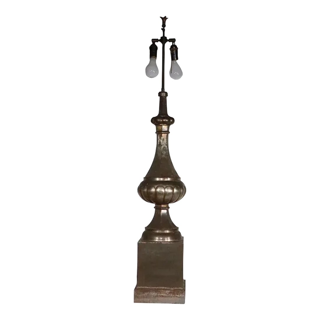 Oversize Decorative Tin Table Lamp Att. To the Marbo Lamp Company 1950/1970's: High quality oversized table lamp of classical form, executed in tin with a faux distressed finish, circa 19050 - 1970's. The lamp features a block form plinth base which supports the bulbous architec