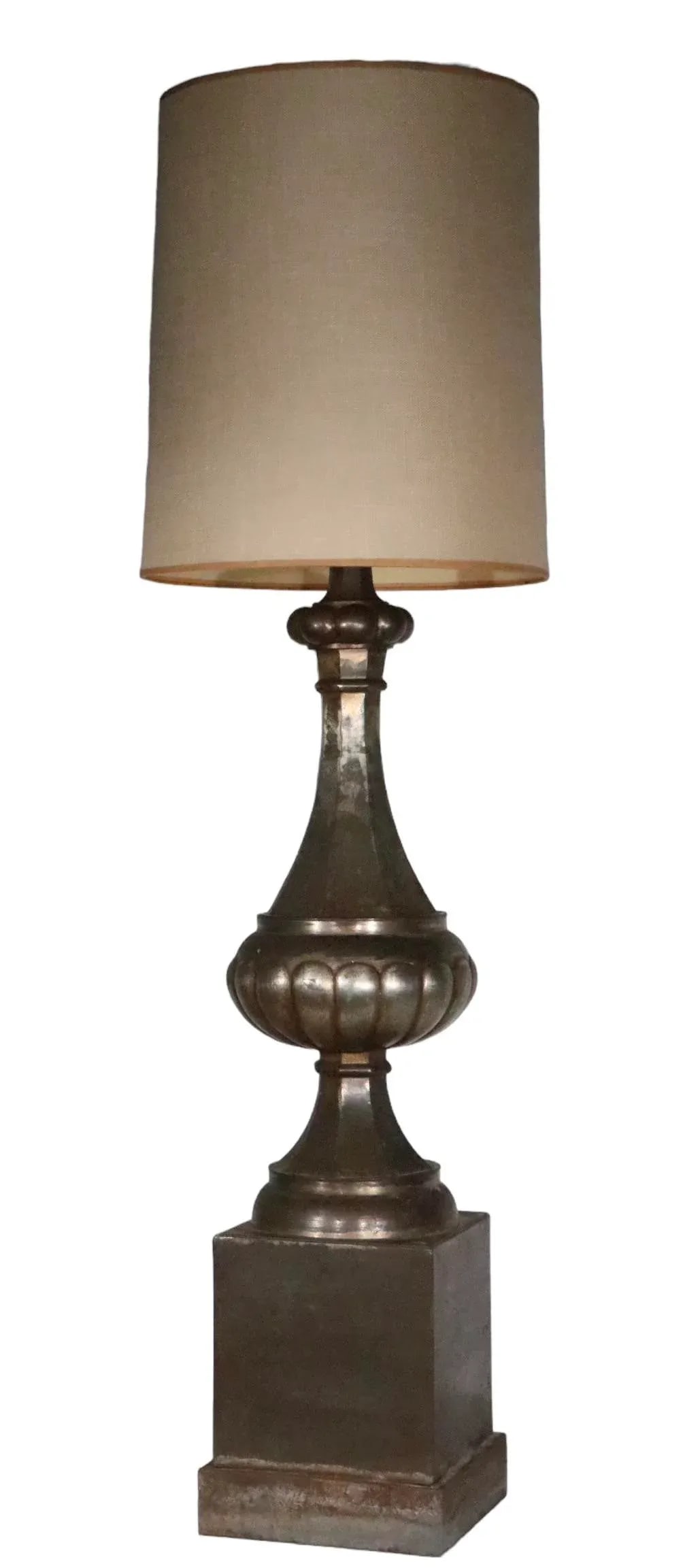 Oversize Decorative Tin Table Lamp Att. To the Marbo Lamp Company 1950/1970's - 2