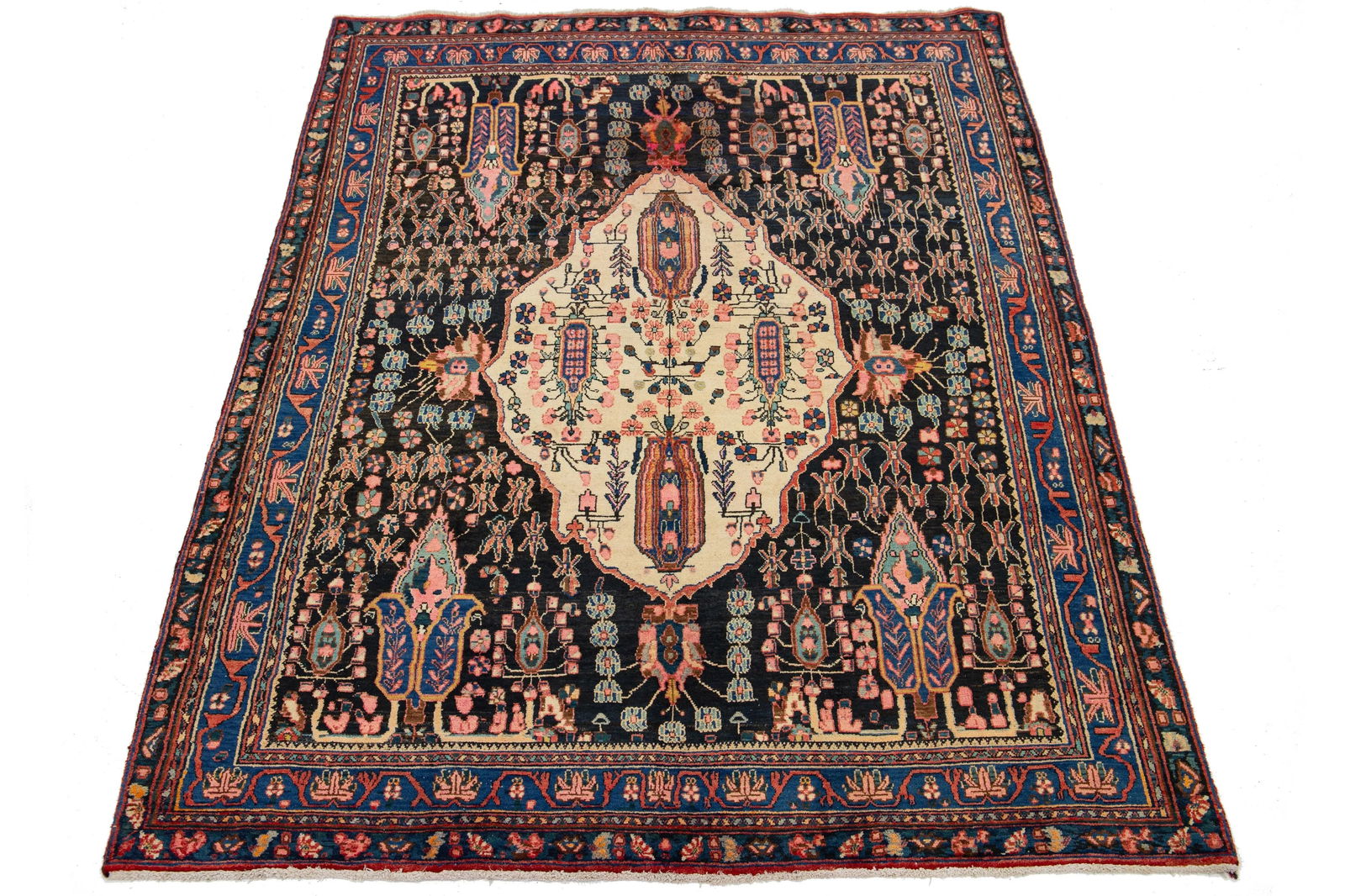1960s Multicolored Vintage Bidjar Persian Wool Rug With Medallion Motif - 2