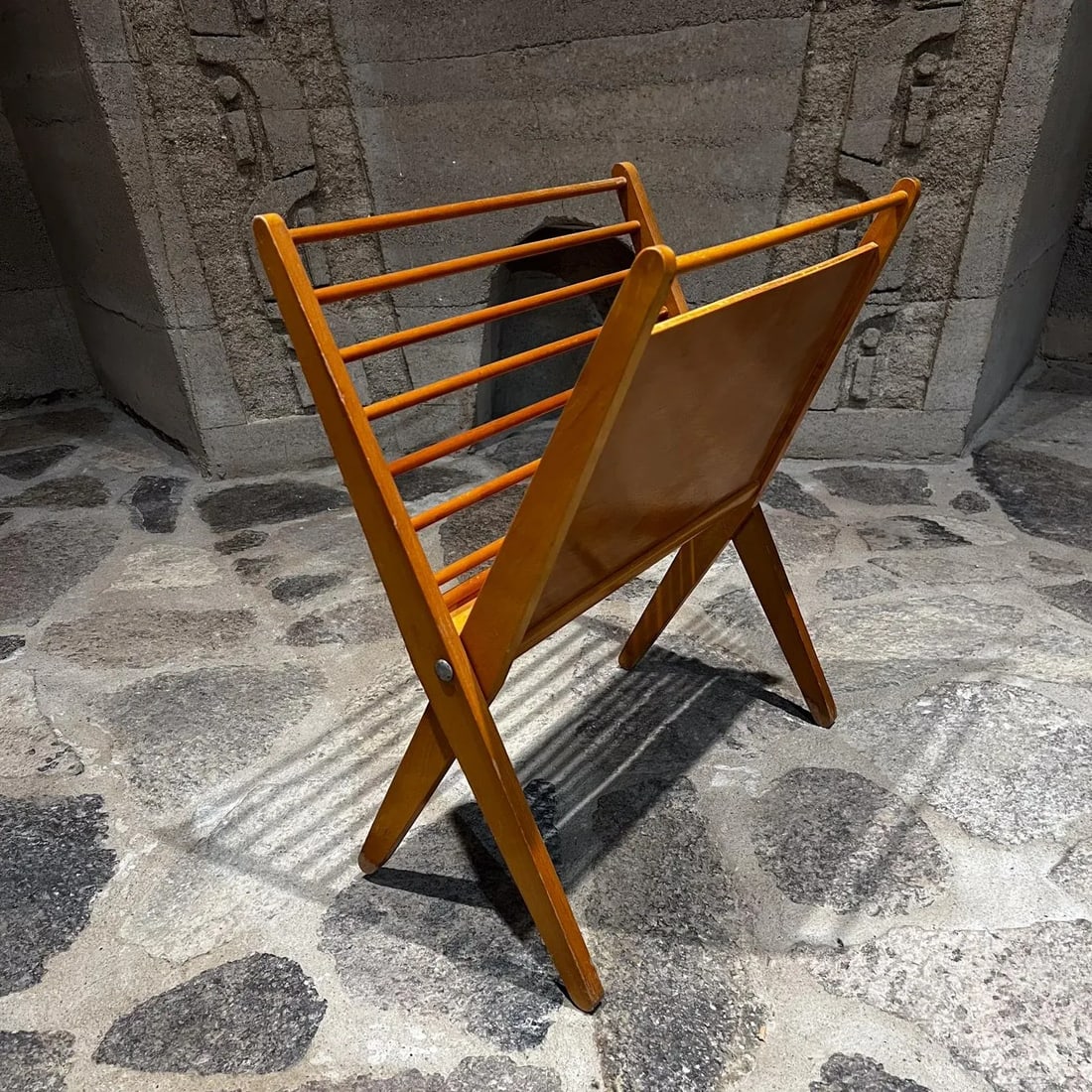 1960s Magazine Holder Sculptural Folding Wood Rack Yugoslavia - 6