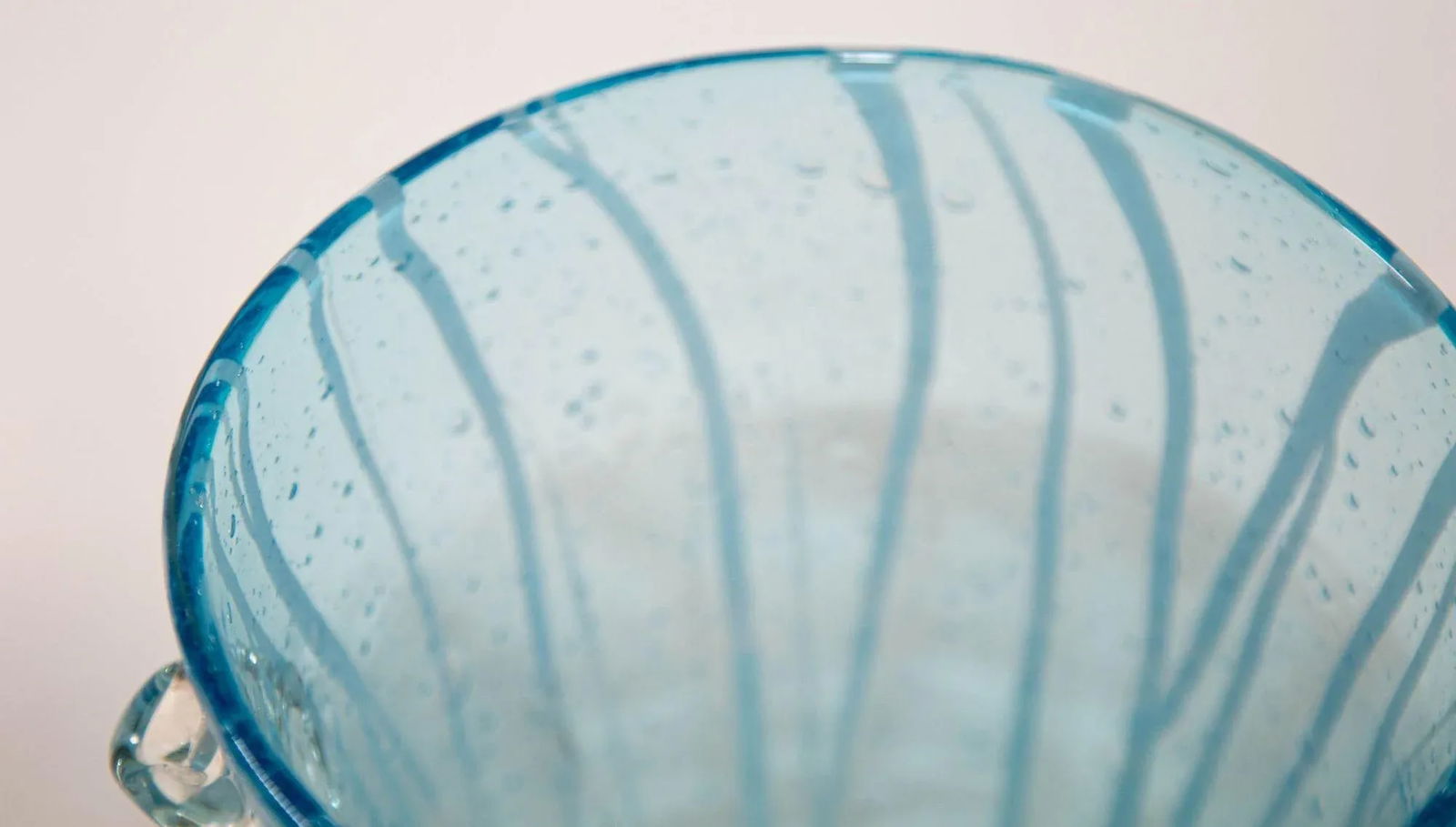 1970s Vintage Italian Murano Venini Venetian Art Glass Ice Bucket Blue and White - 5