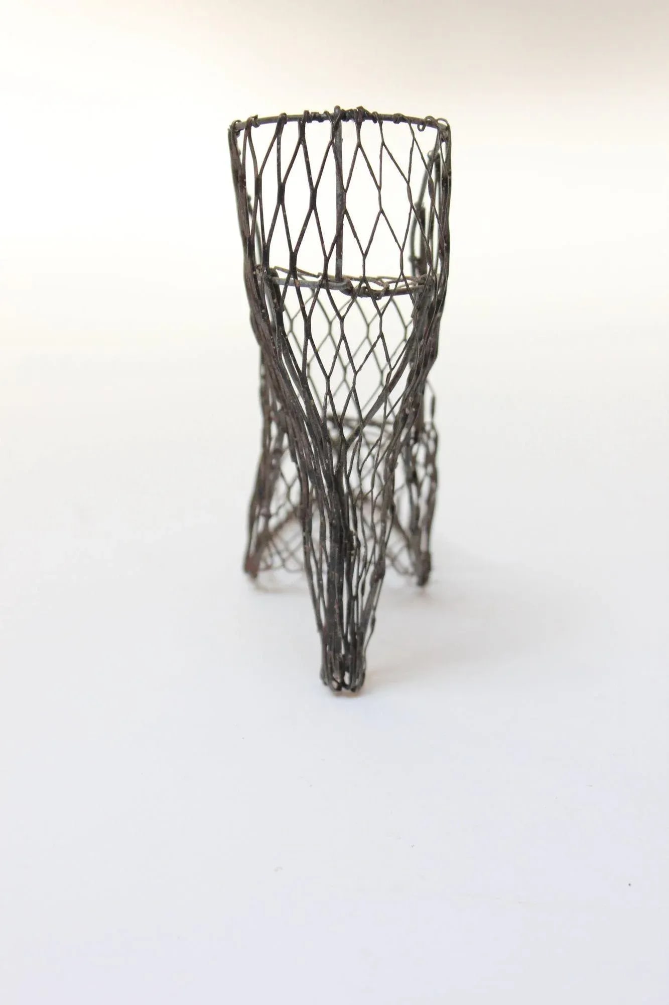 Vintage Wire Mesh High Heel Form Catchall - 4