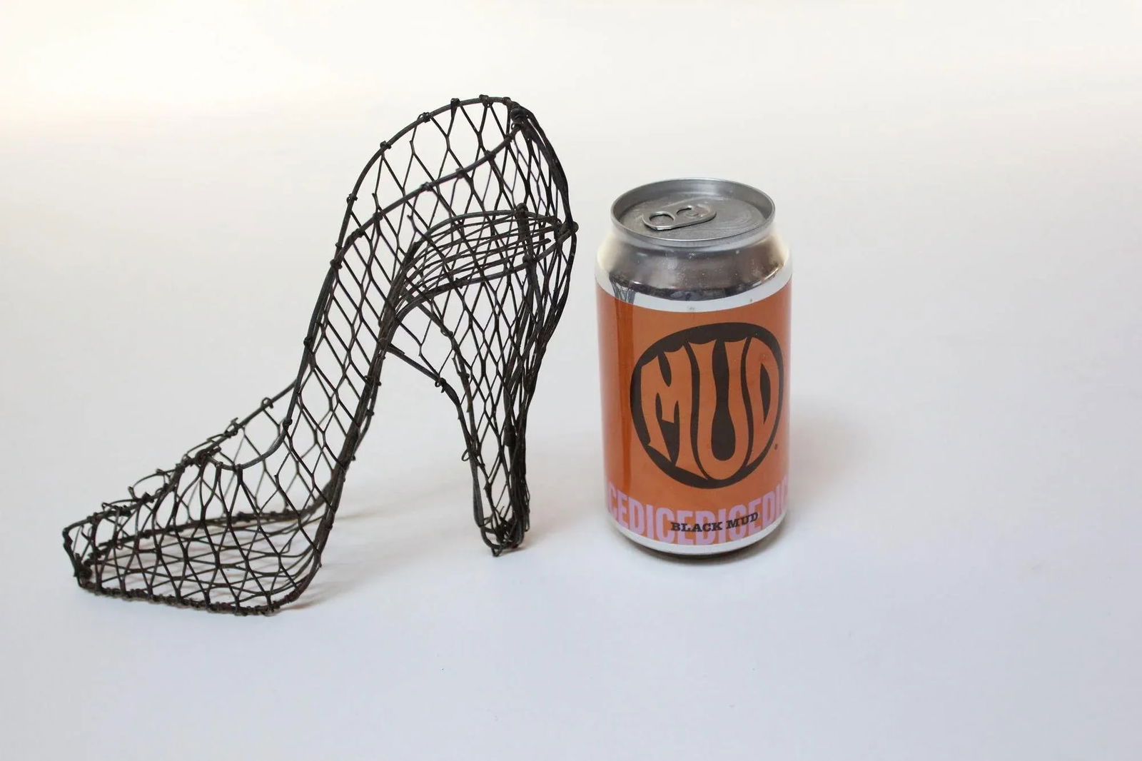Vintage Wire Mesh High Heel Form Catchall - 5