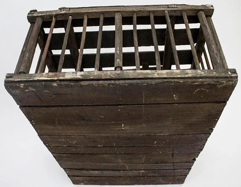 Antique Country Chicken Coop - Poultry Cage - Great Coffee Table - 5