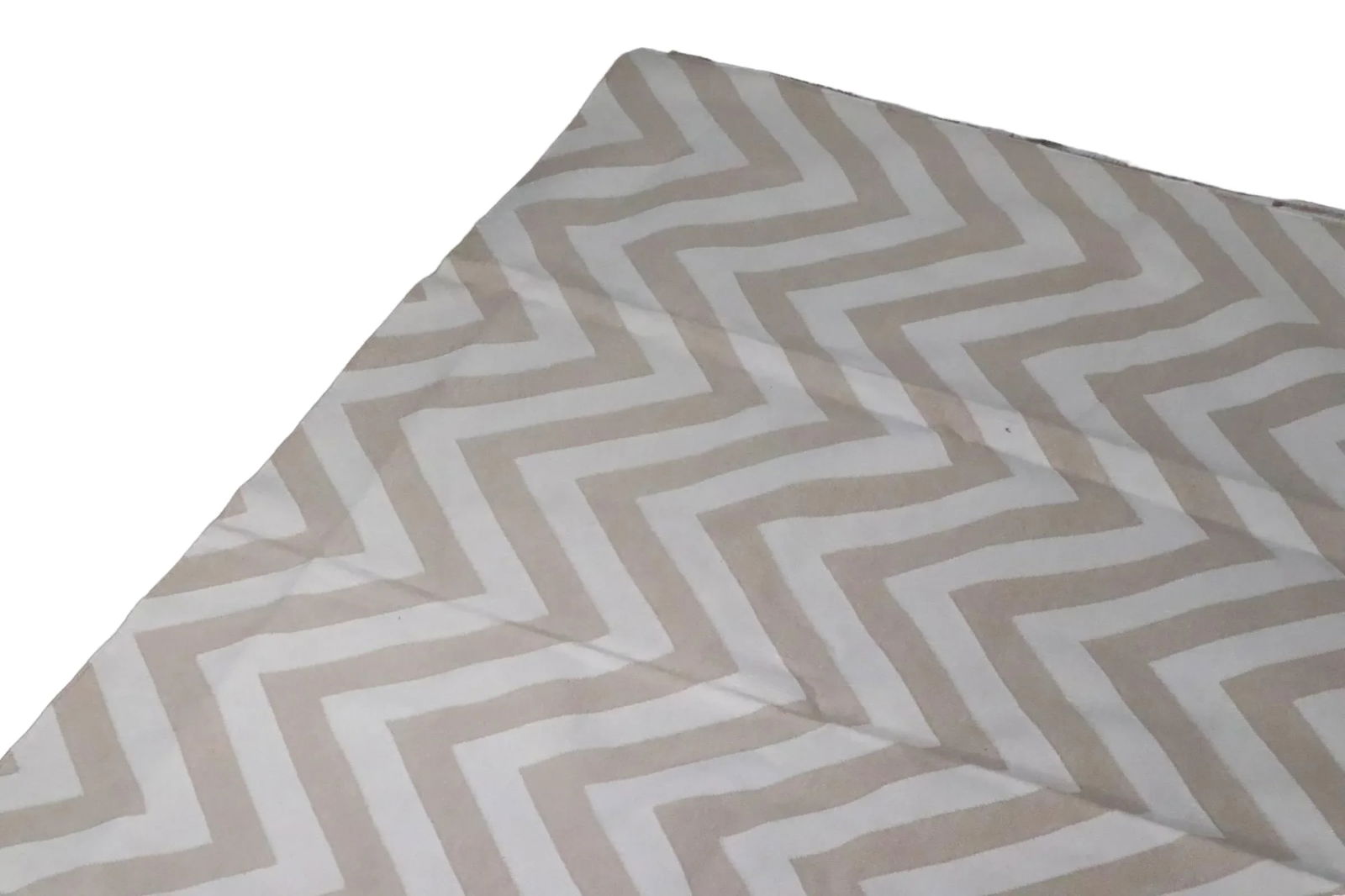 Geometric Flat Weave Dhurrie Carpet by the Rug Company in Gray and Ivory - 2