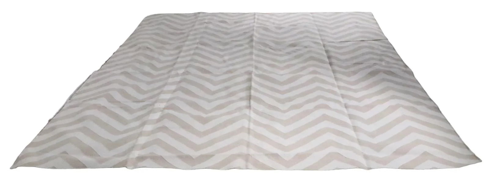 Geometric Flat Weave Dhurrie Carpet by the Rug Company in Gray and Ivory - 9