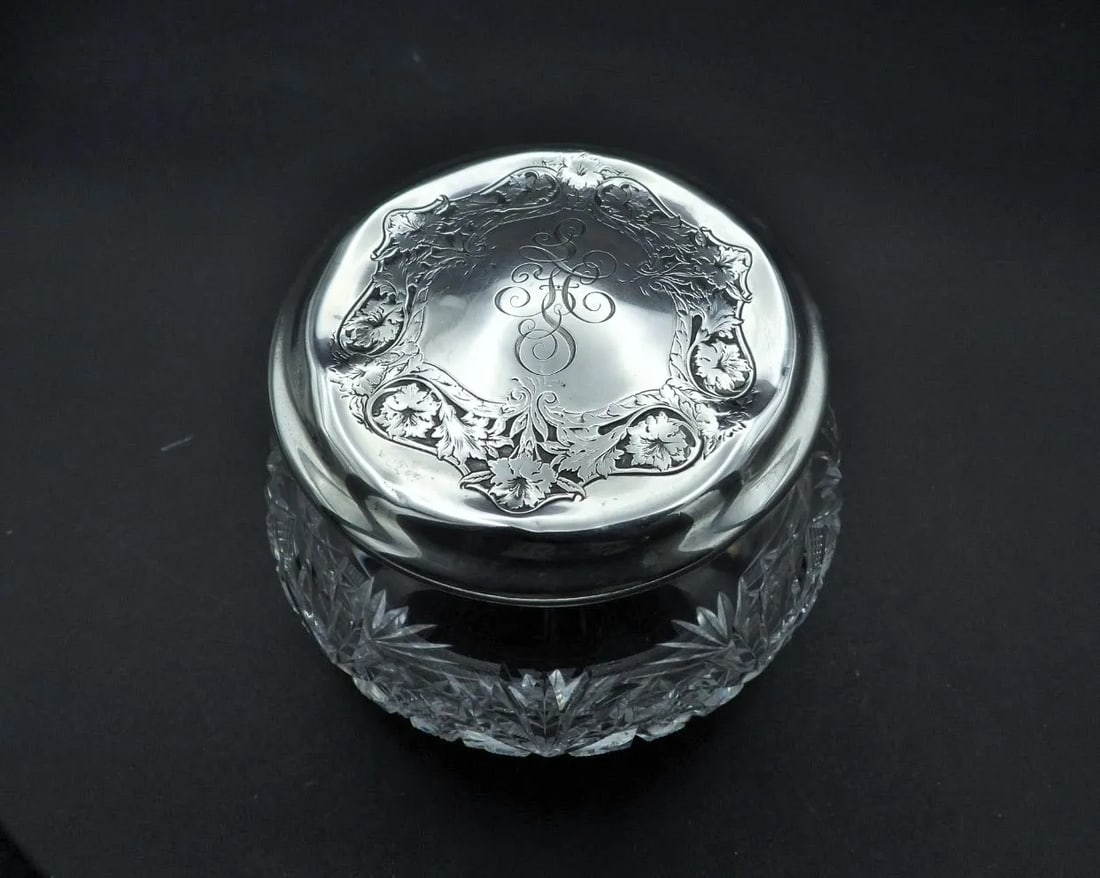 Late 19th Century Antique Wallace Sterling Silver Crystal Daisy Pattern Powder Jar - 3