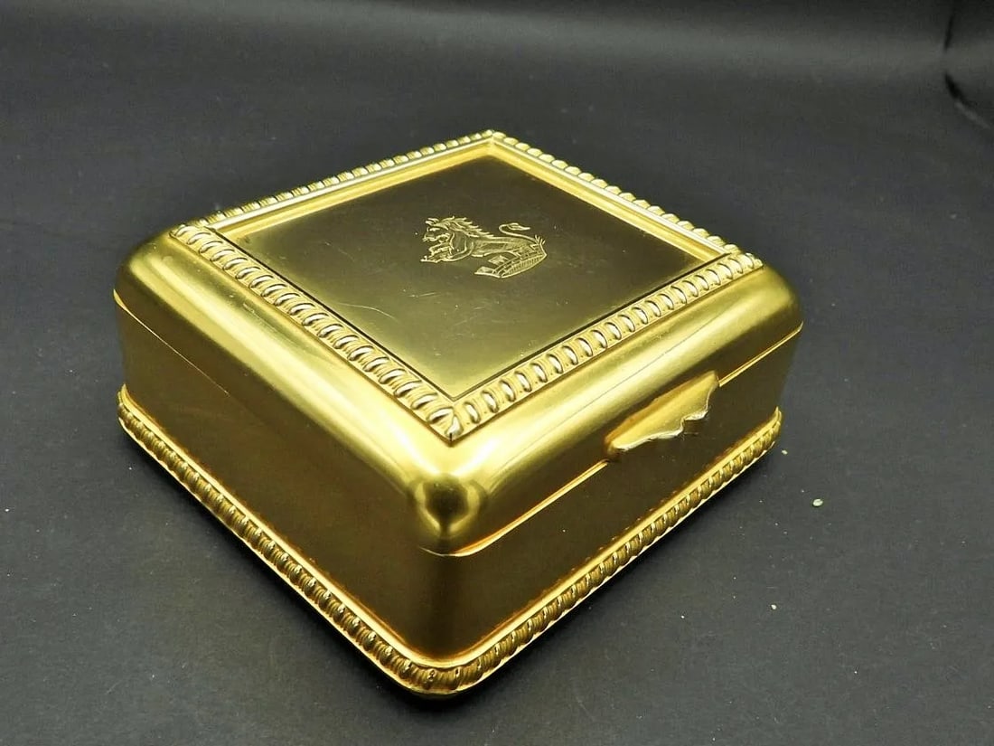 Antique E.G. Webster Gold Gilt Silver Rampant Lion Dresser Jewelry Box 1886-1928 - 3