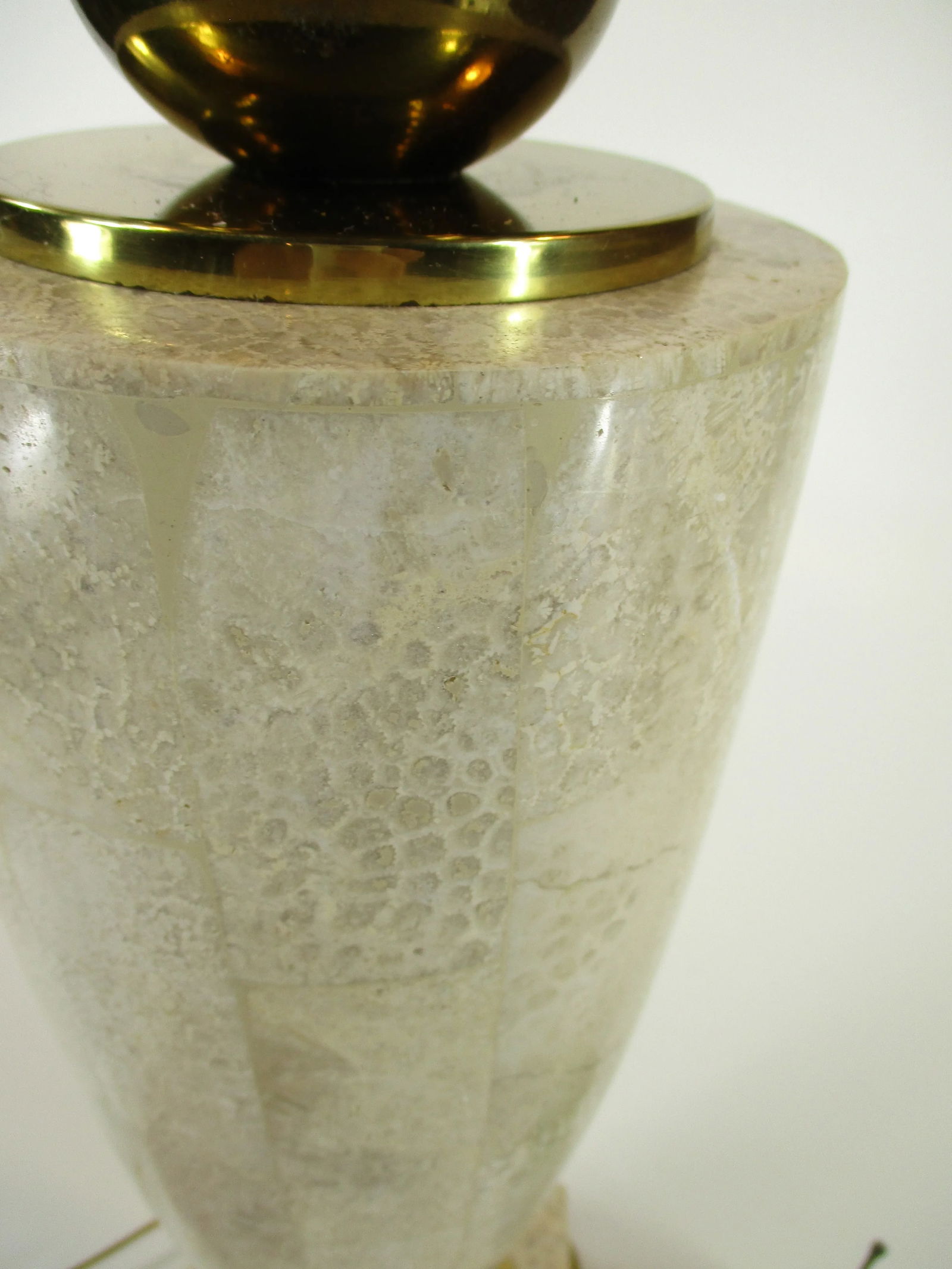 Mid-Century Modern Maitland Smith Tesselated Marble and Brass Table Lamp - 12