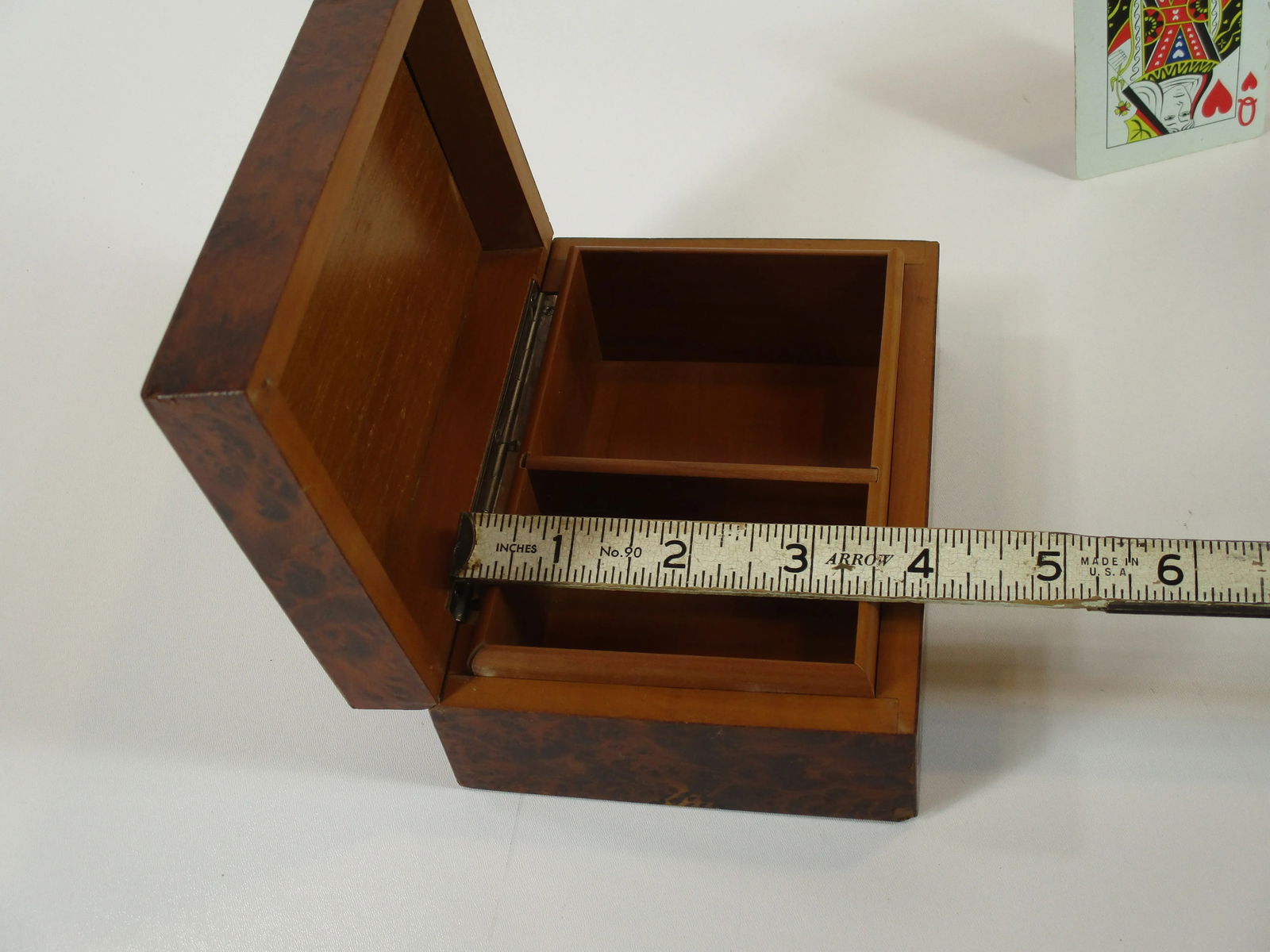 Antique Italian Grand Tour Souvenir Box with Burl Wood Inlay, Sorrento Italy - 8