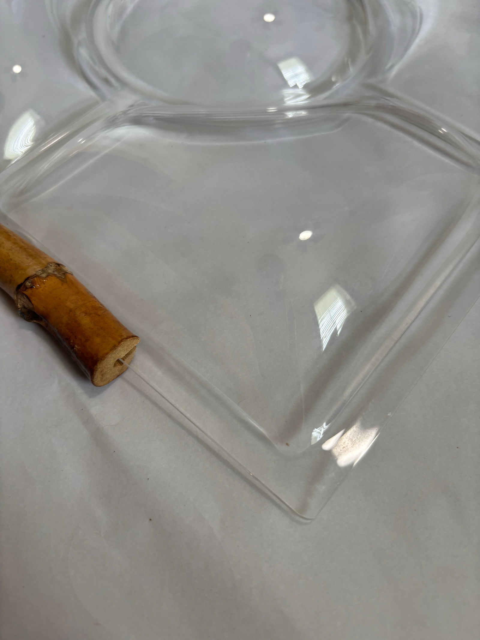 Vintage 1960s Hollywood Regency Mid Century Bamboo and Lucite Serving Tray Platter - 10