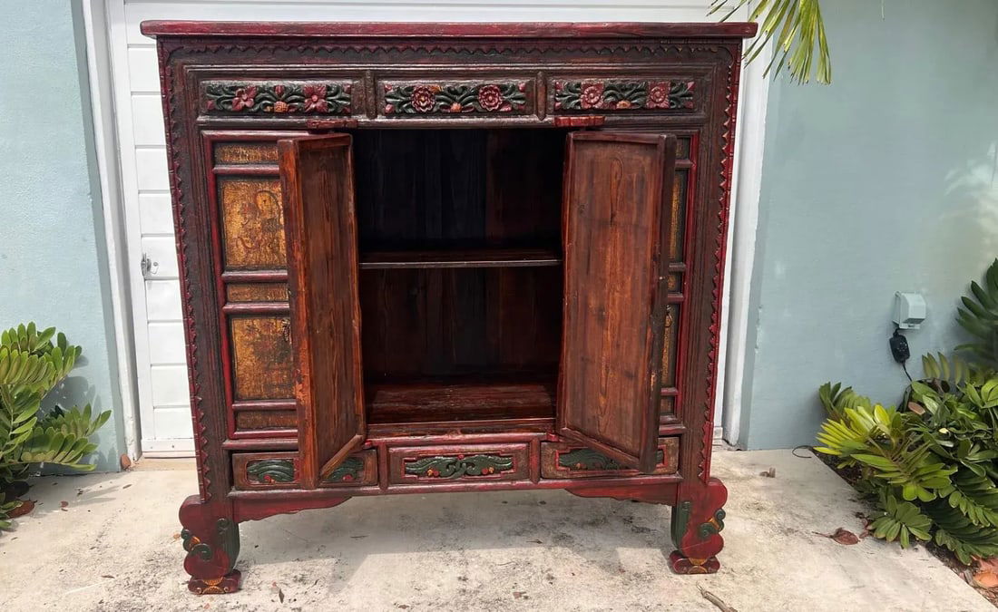 1820s Chinese Qing Dynasty Large Cabinet - 6