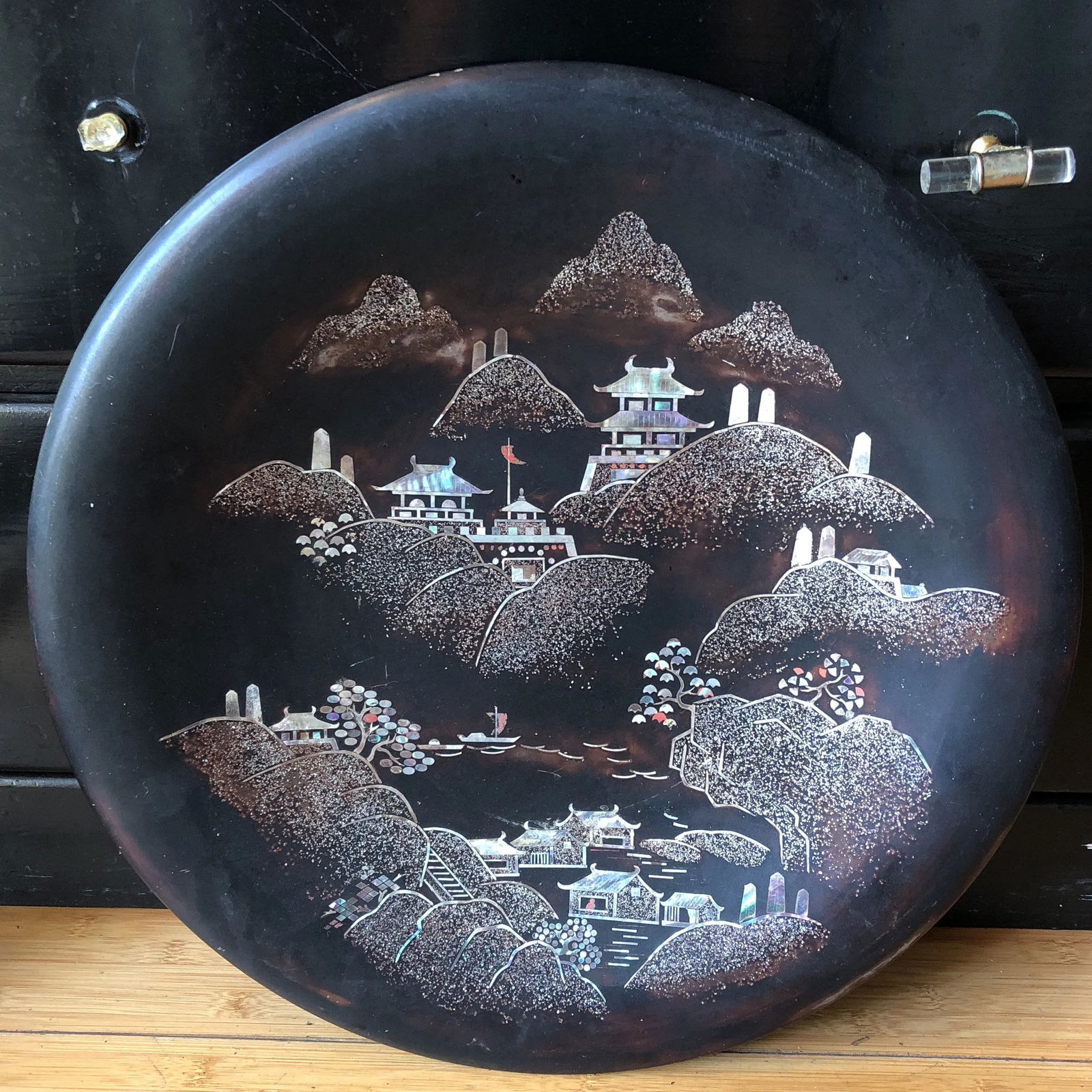 1960s Metal Base Chinoiserie Asian Plate - 7