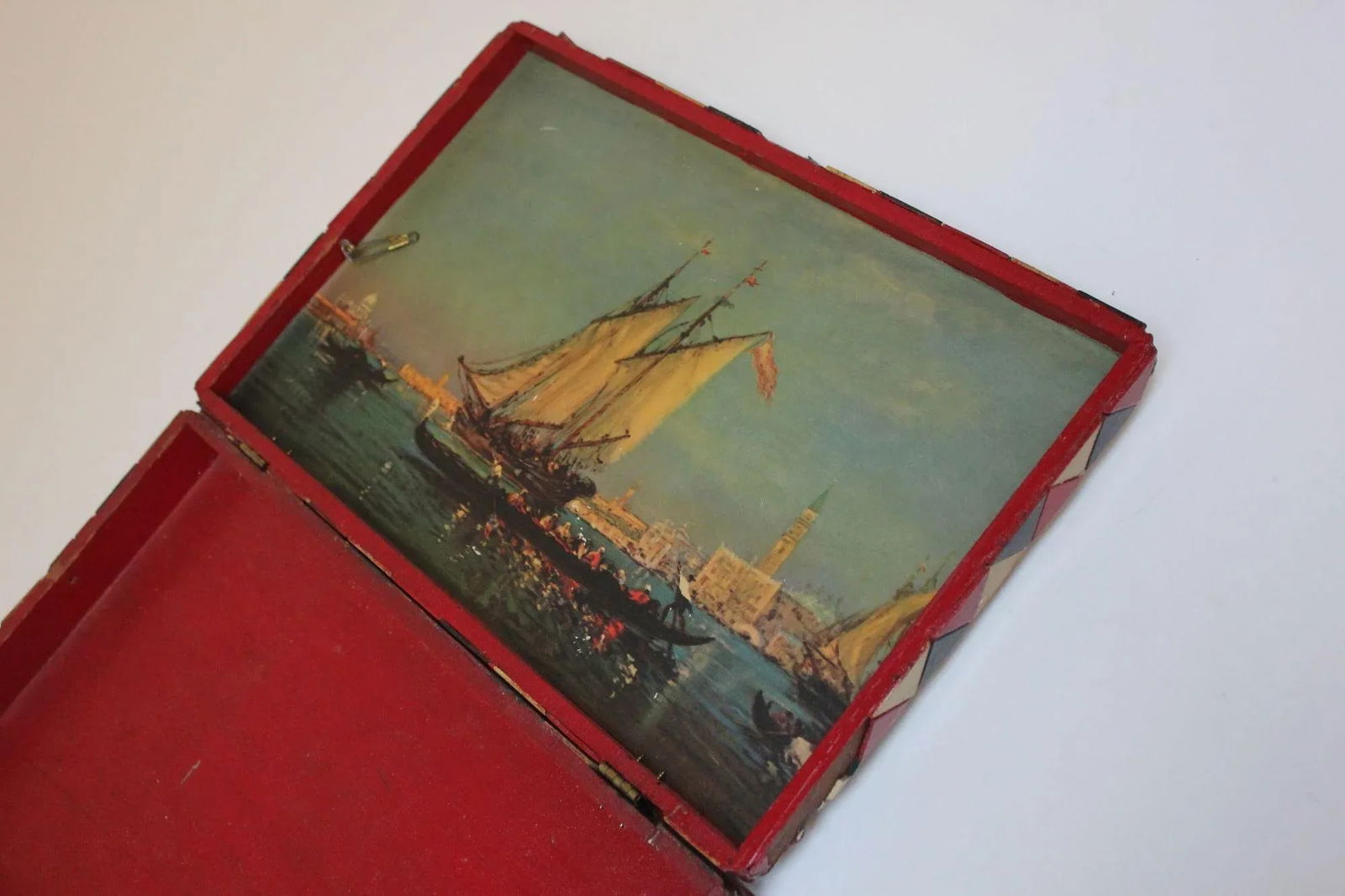Vintage Italian Harlequin Decorative Hinged Box With Maritime Litho Lined Interior - 6