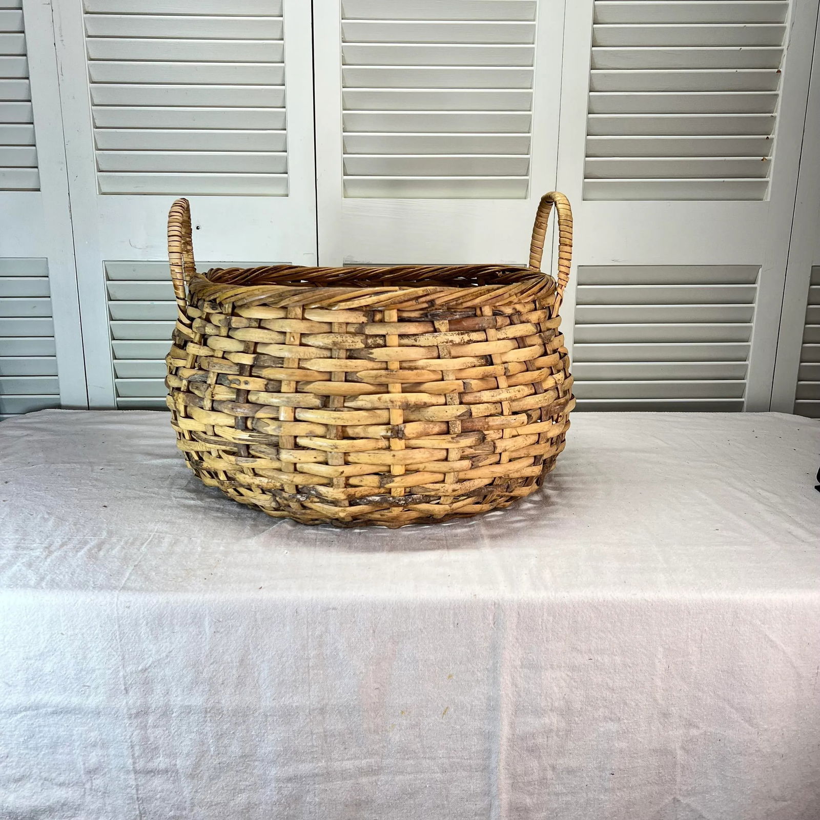 Vintage Split Bamboo Basket With Handles, Signed - 3