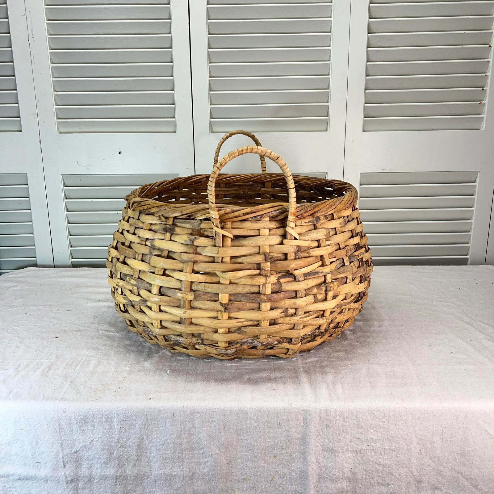Vintage Split Bamboo Basket With Handles, Signed - 4