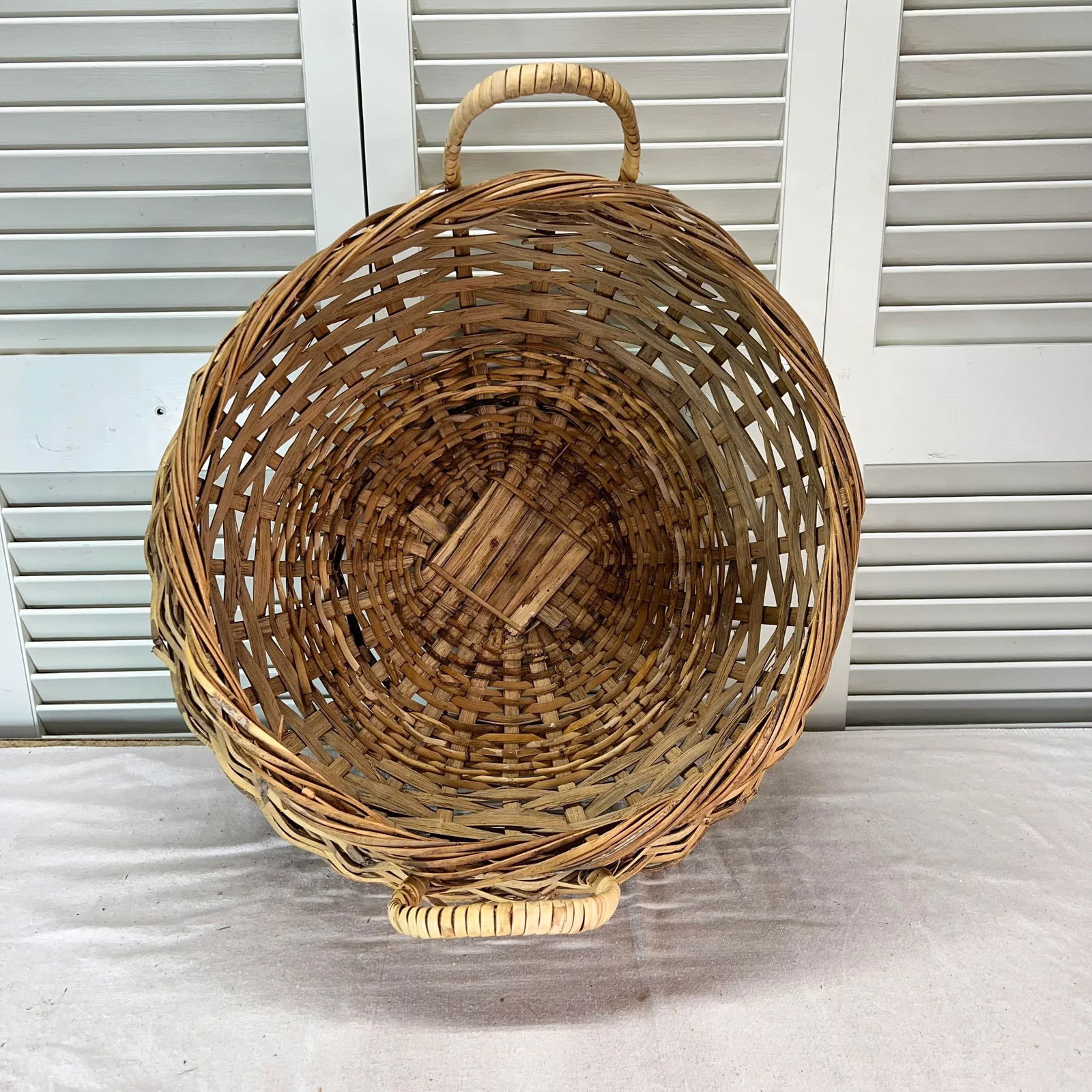 Vintage Split Bamboo Basket With Handles, Signed - 5