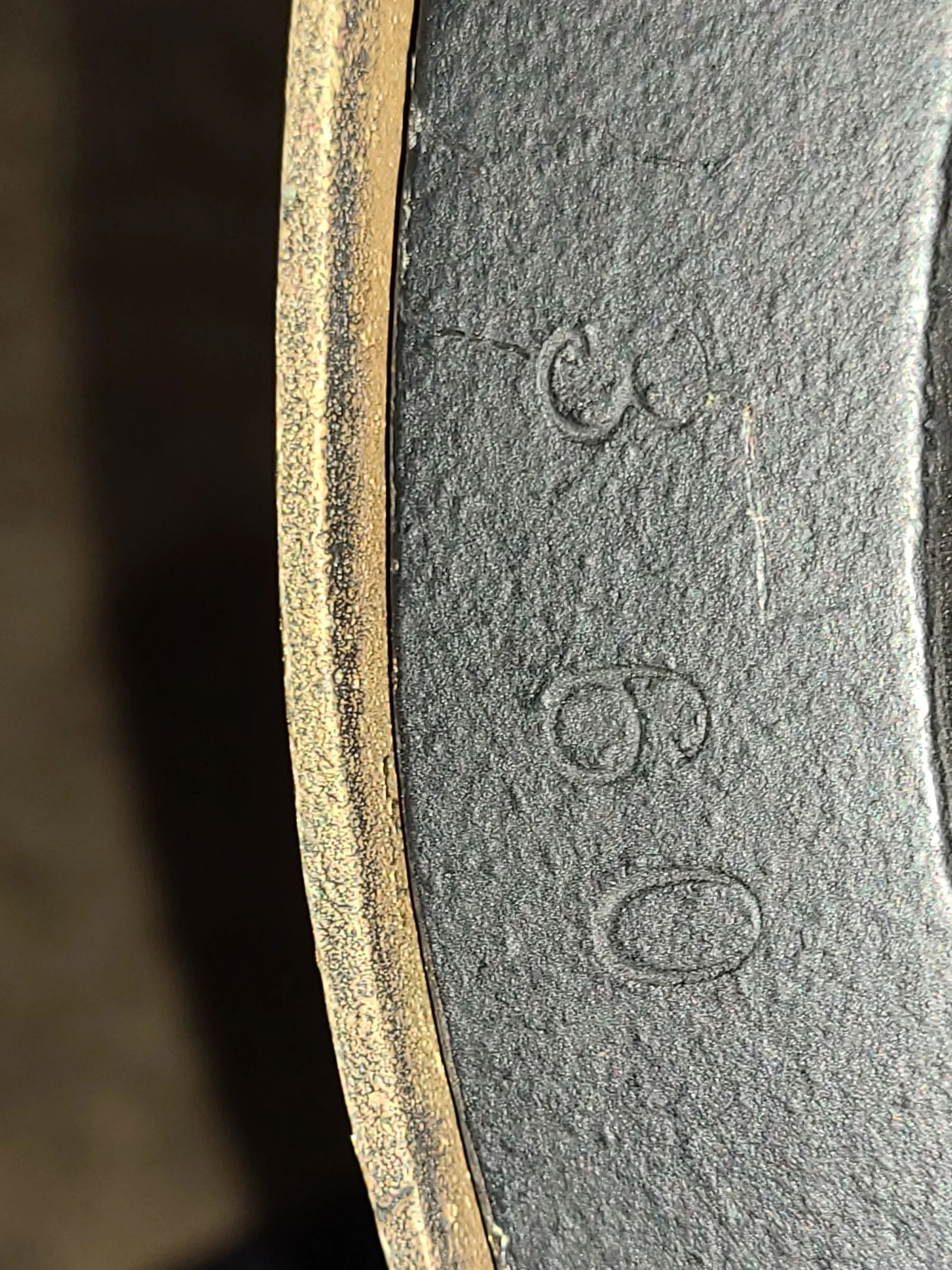 Mid 20th Century Pair of Virginia Metalcrafters Brass Fireplace Andirons With Log Holders - 5