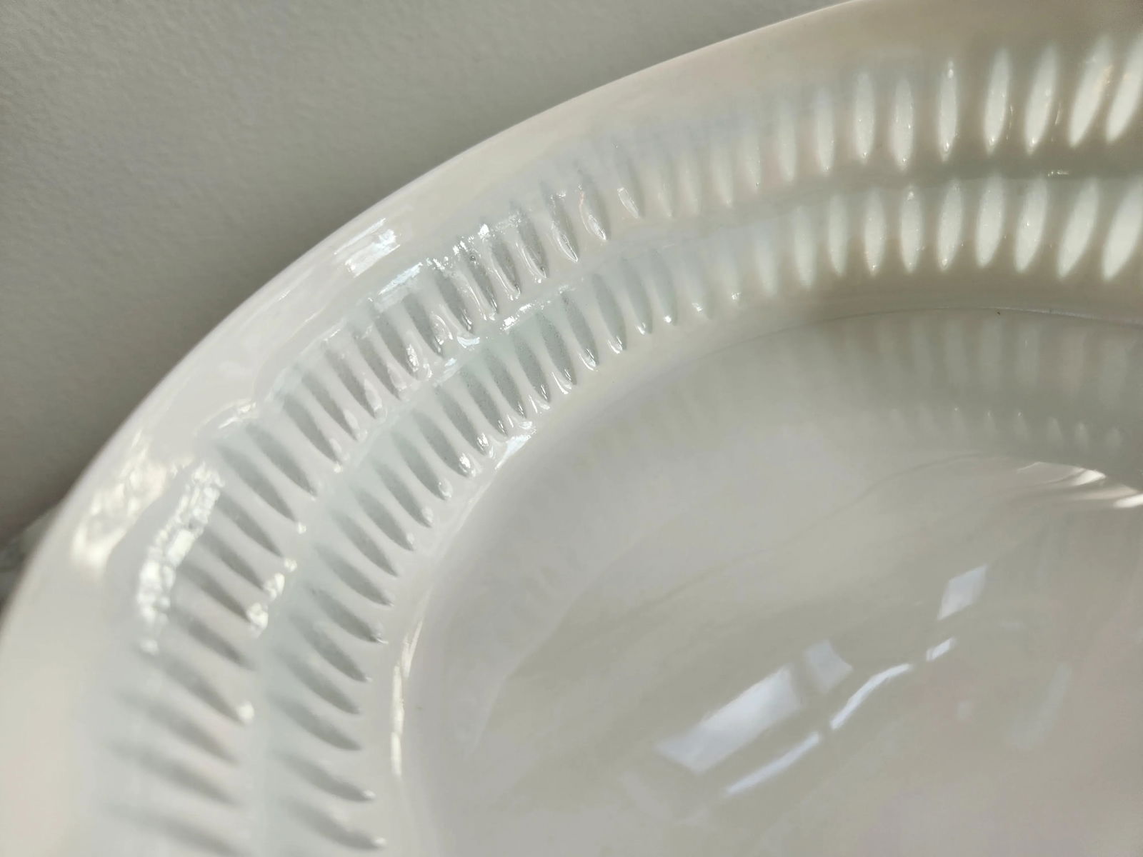 Large 1950s Porcelain Friedl Holzer-Kjellberg Rice Bowl for Arabia - 4