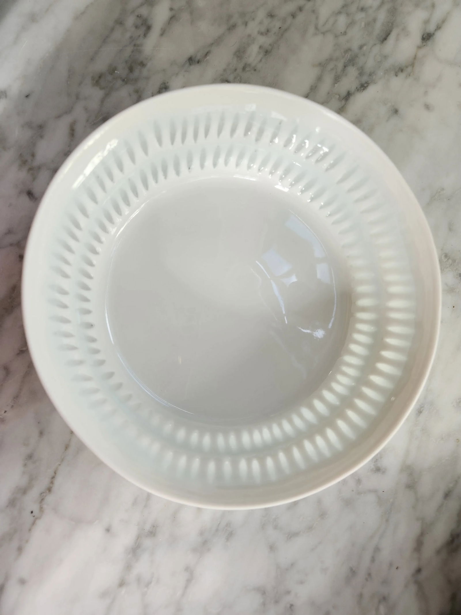 Large 1950s Porcelain Friedl Holzer-Kjellberg Rice Bowl for Arabia - 7