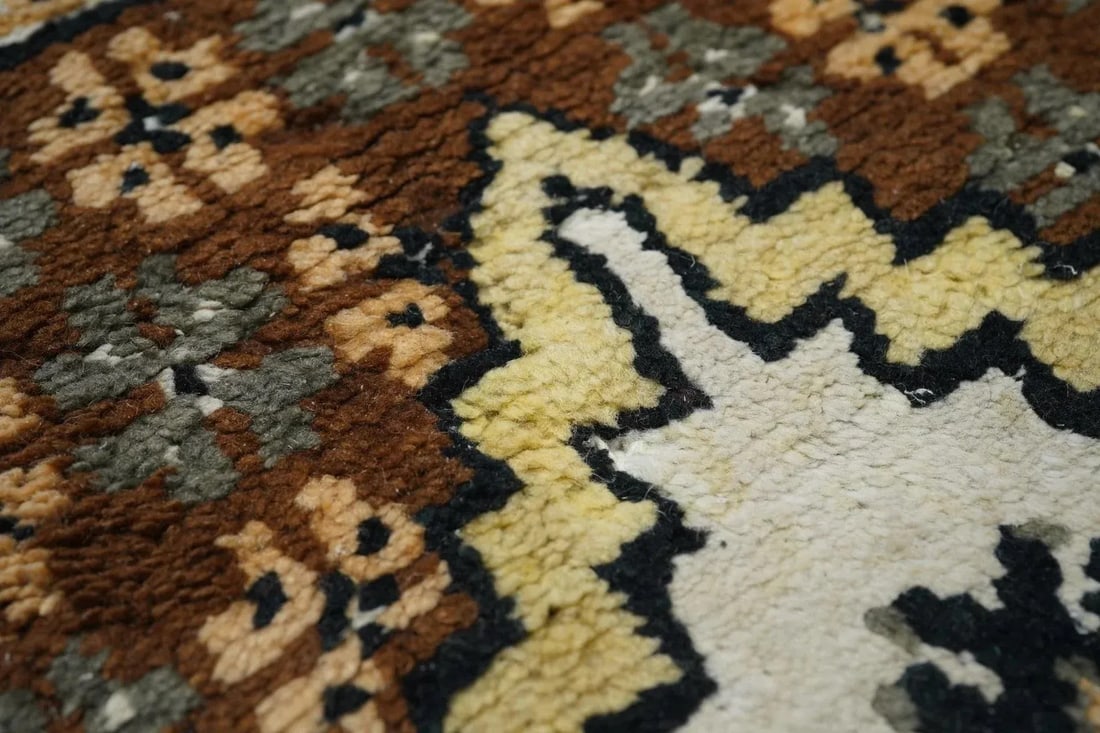 Moroccan Rug 2'2'' X 3'6'' - 12