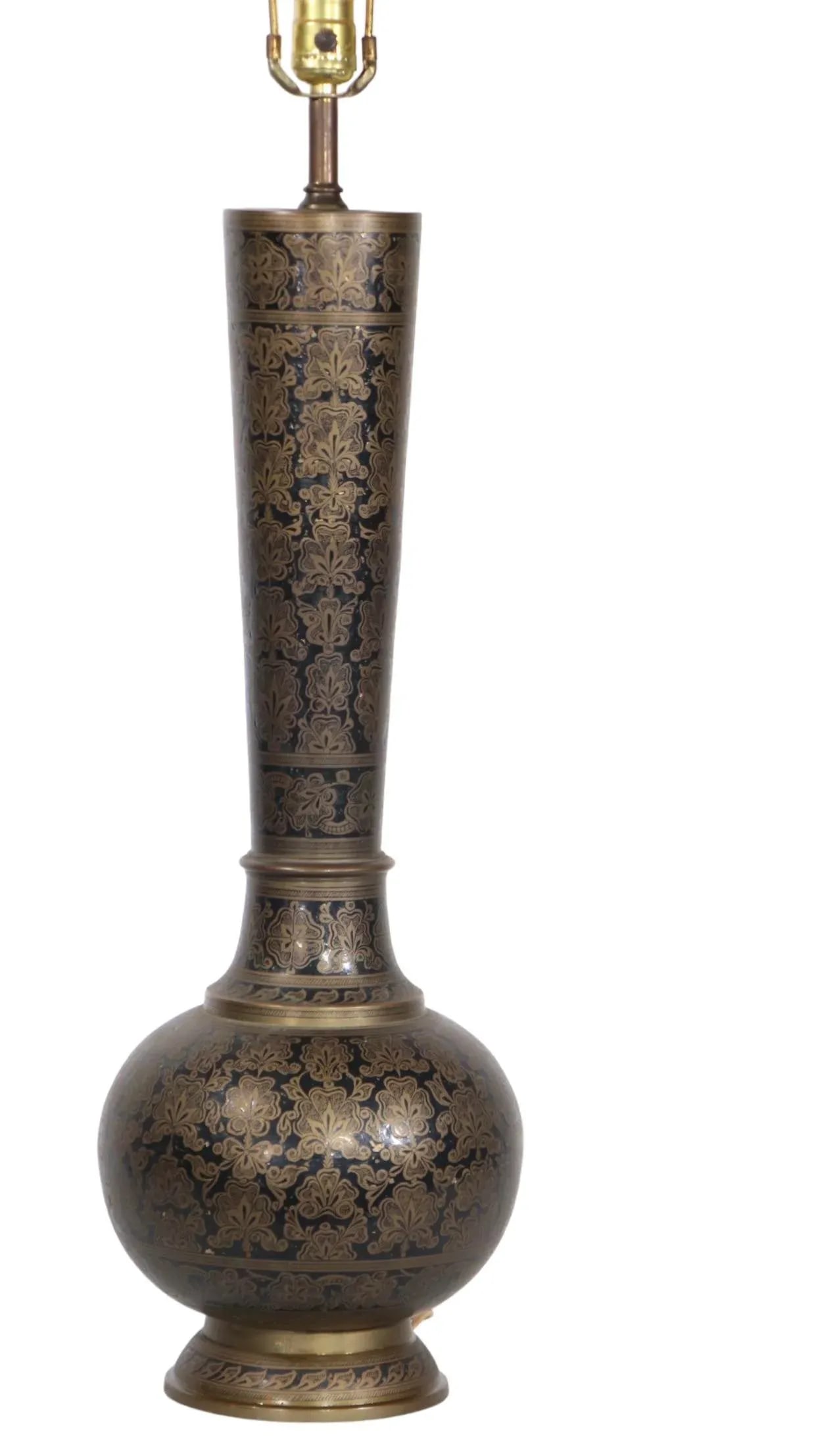 Decorative Mid Century Hollywood Regency Table Lamp Made in India C 1970's - 2