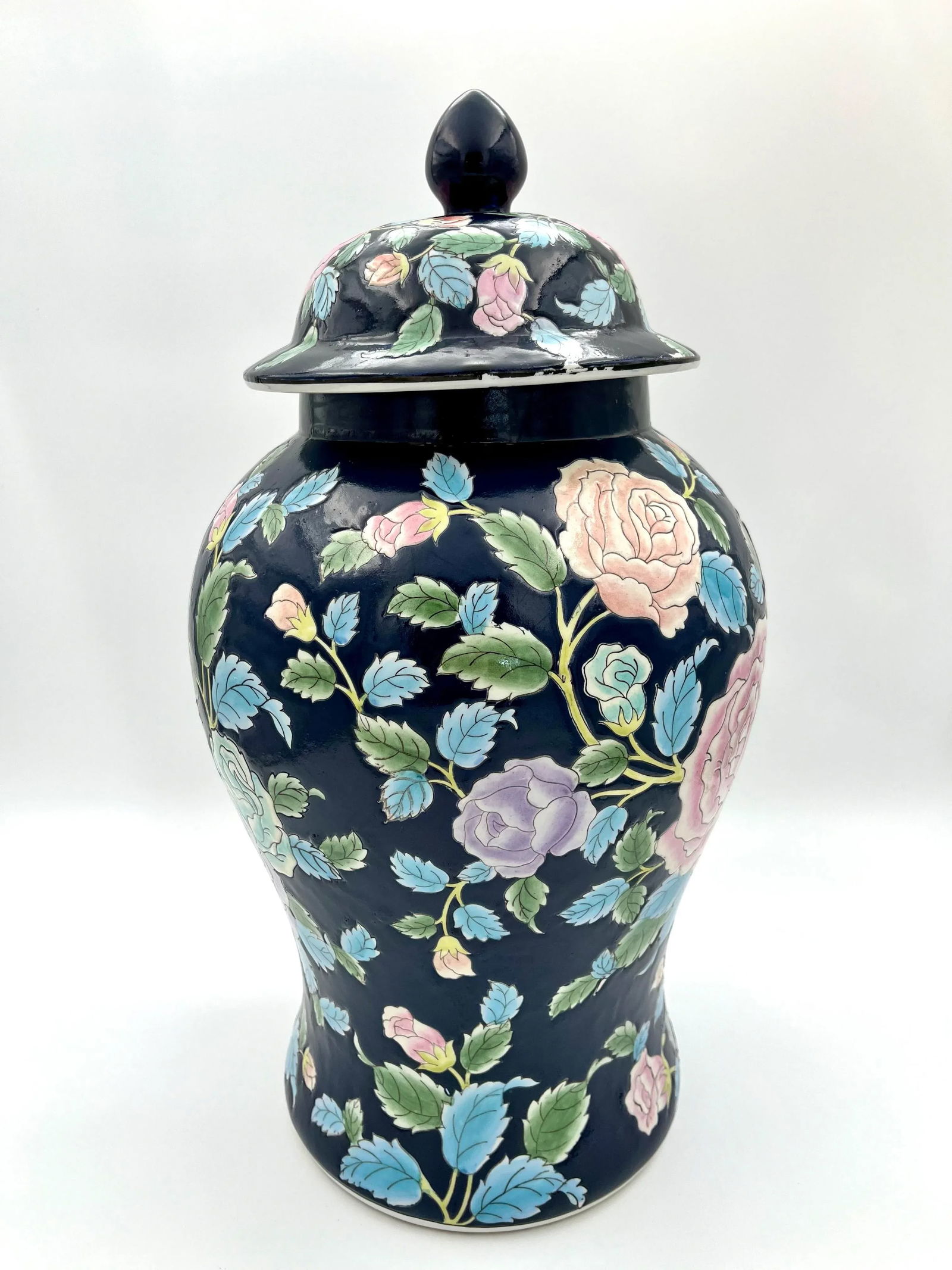 1980s Chinoiserie Sizeable Ginger Jar in Navy, Pink & Lavender - 4