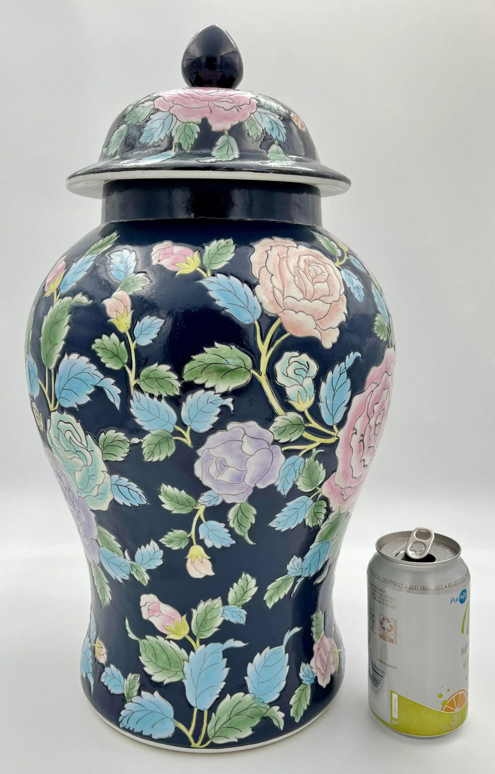 1980s Chinoiserie Sizeable Ginger Jar in Navy, Pink & Lavender - 9
