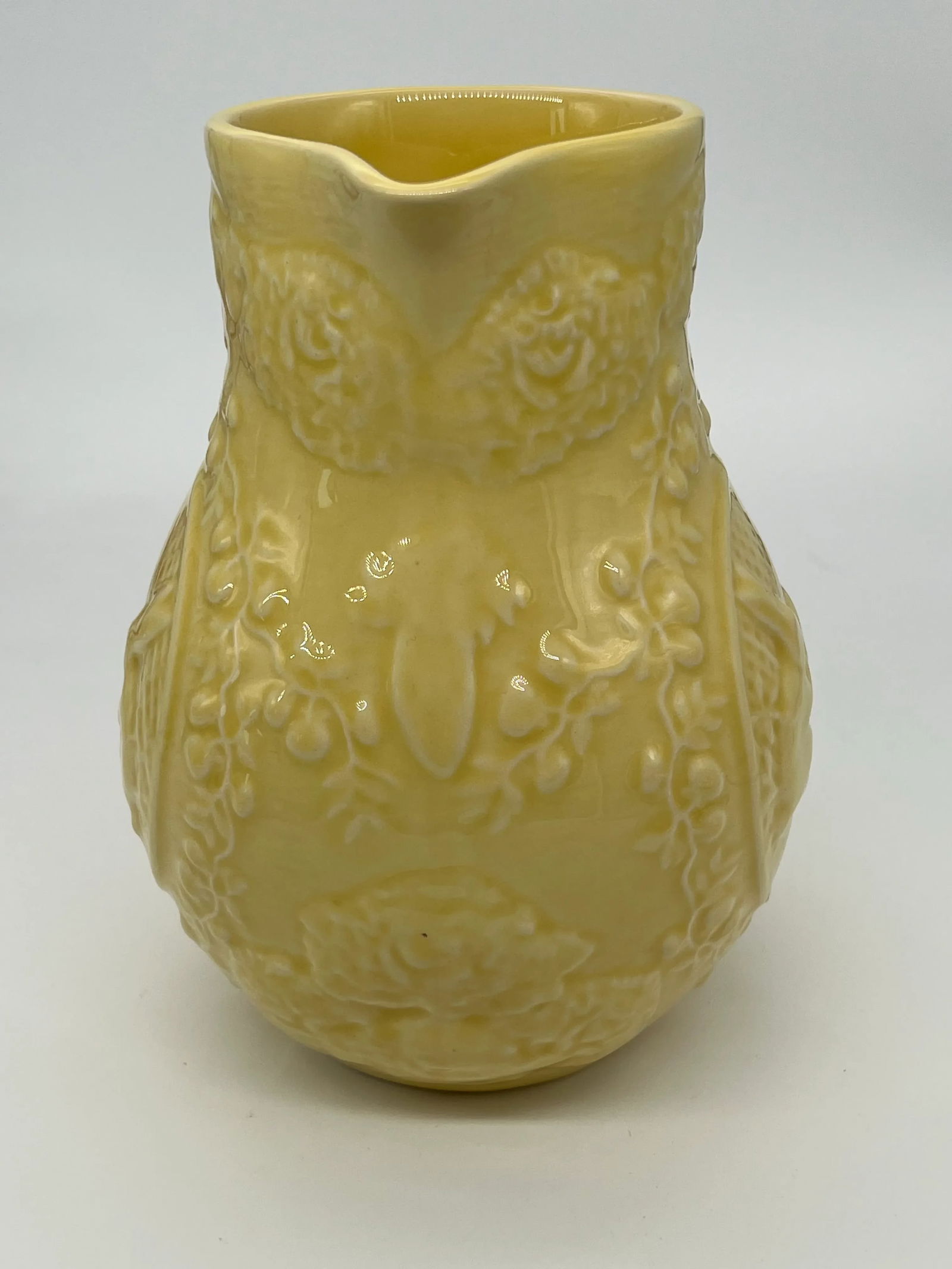 Bordallo Pinheiro Yellow Bunny Rabbit Pitcher - 4