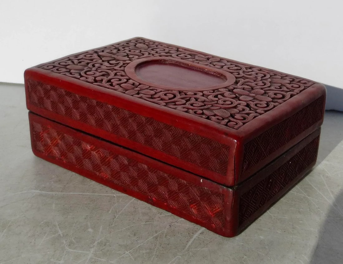 Chinese Cinnabar Box Vintage 1950s - 2