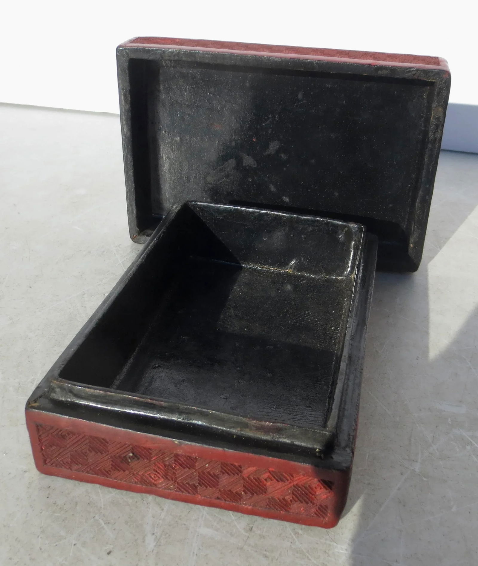 Chinese Cinnabar Box Vintage 1950s - 3