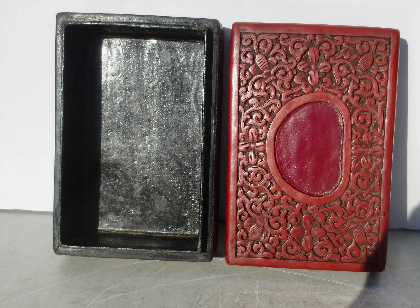 Chinese Cinnabar Box Vintage 1950s - 8