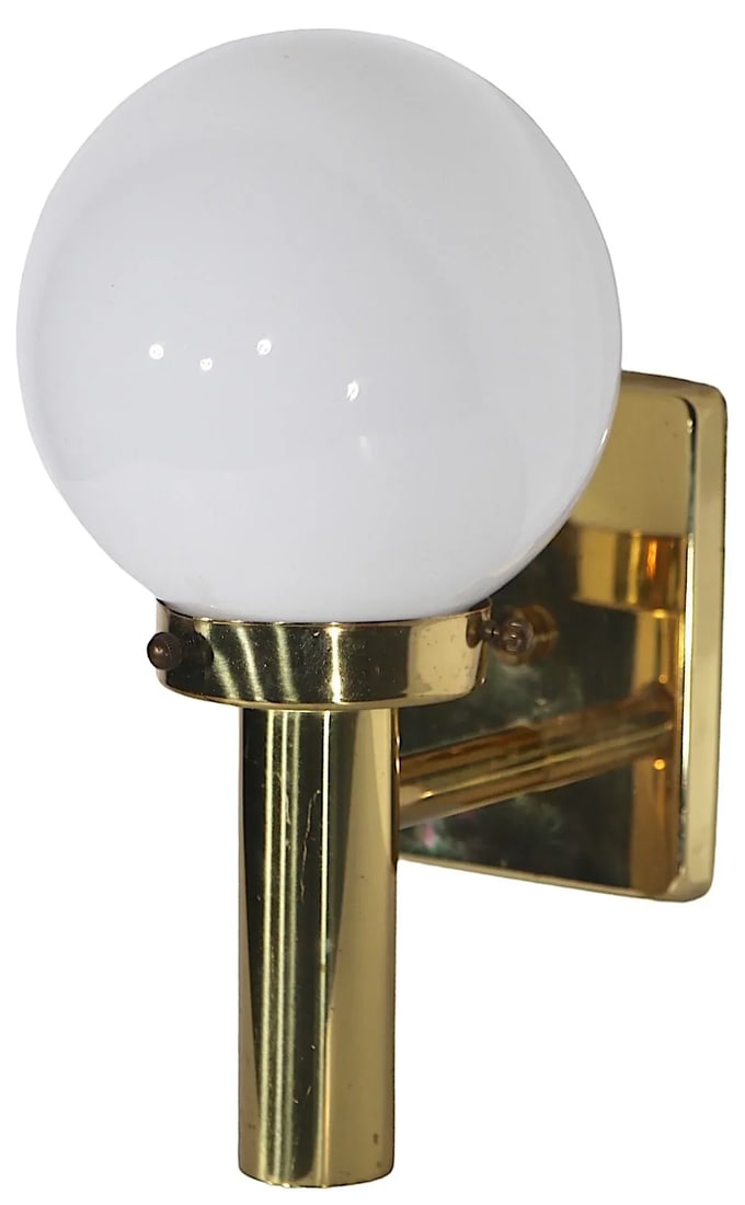 Post Modern 1980's Brass and Glass Wall Sconce - 4