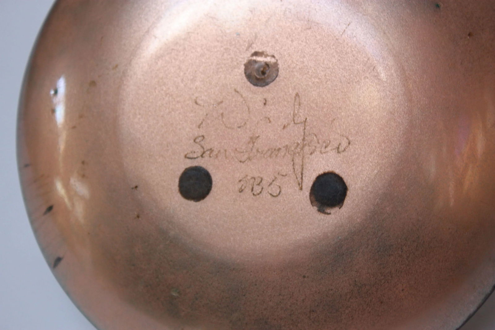 Set of Two Enamel on Copper Red and Gold Decorative Plates by Win Ng - 10