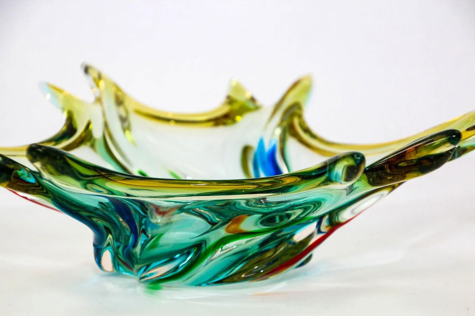 Vintage Italian Murano Art Glass Fruit Bowl Sculptural Centerpiece 1960s - 4