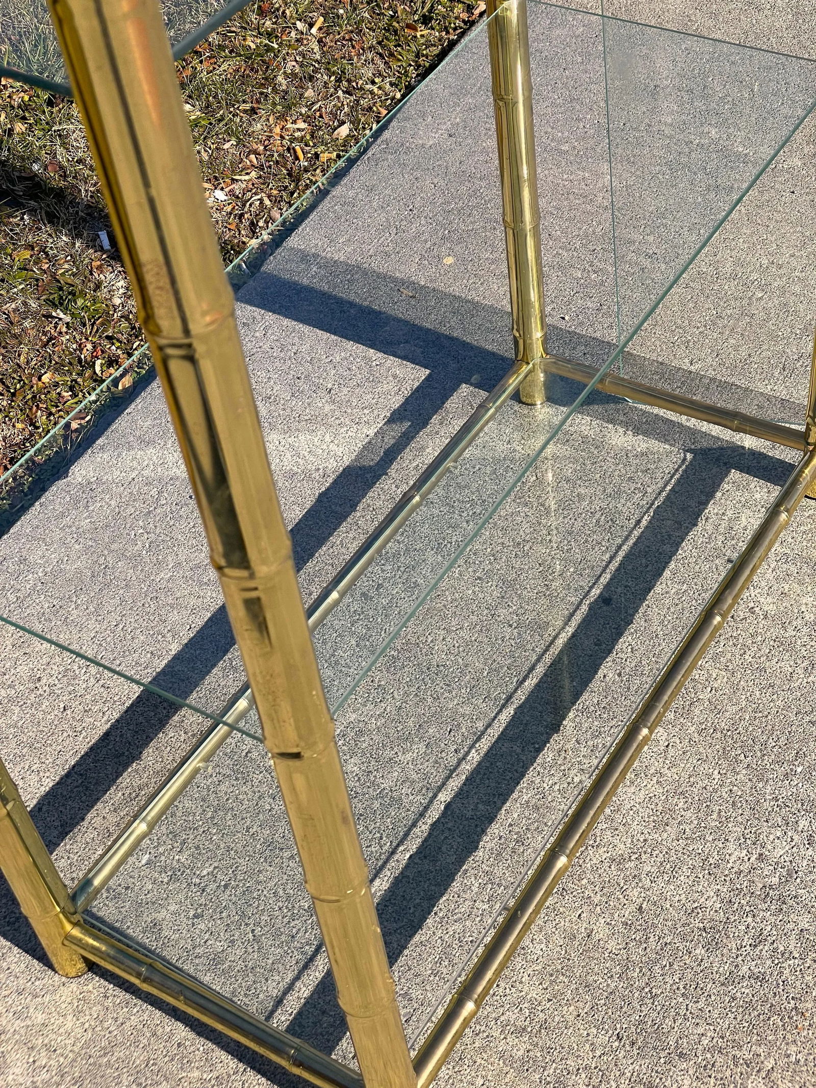 Mid 20th Century Hollywood Regency Brass Plated Metal Faux Bamboo Bookcase W/ 5 Glass Shelves - 7