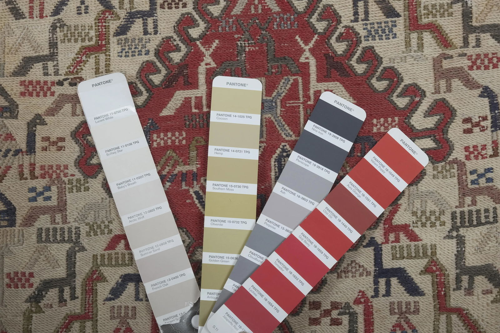 Animal Pattern Soumac Kilim Rug 2'4" X 6'4" - 12