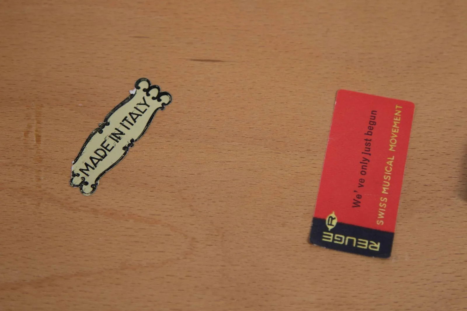 Vintage Footed Wooden Jewelry Music Box Made in Italy - 9