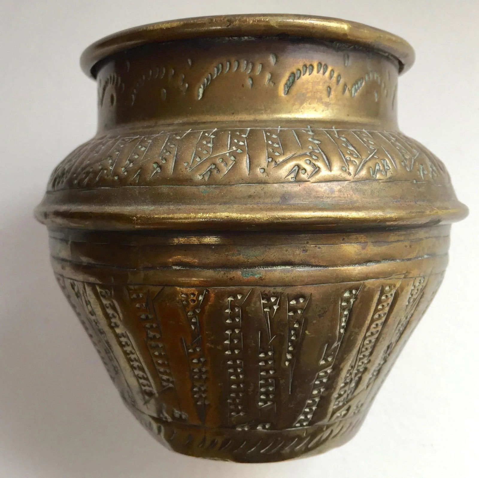 Middle Eastern Moorish Brass Bowl Hammered With Islamic Kufic Writing - 12