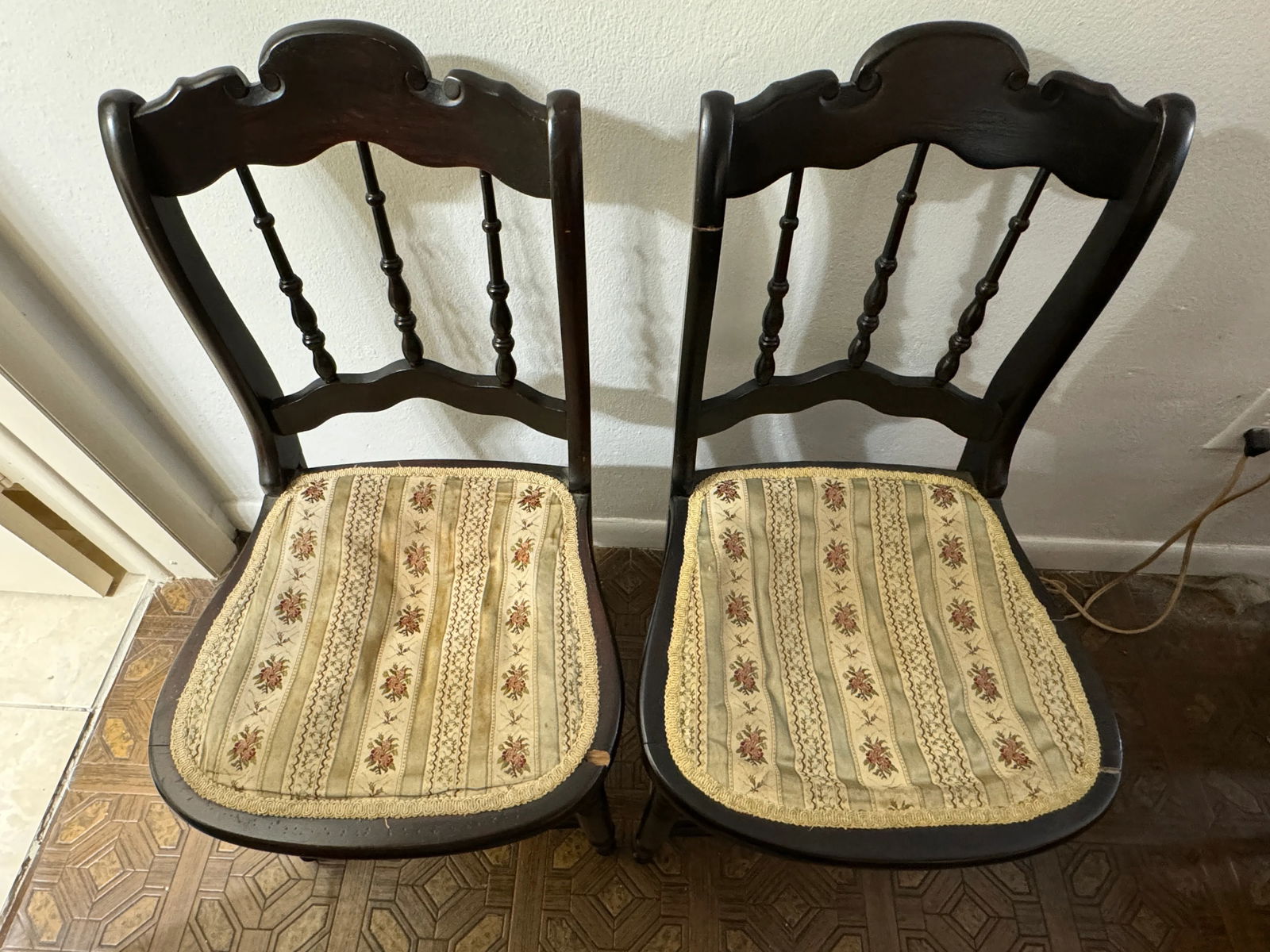 Early 20th Century Antique Spindle Back Upholstered Chairs - Set of 2 - 5