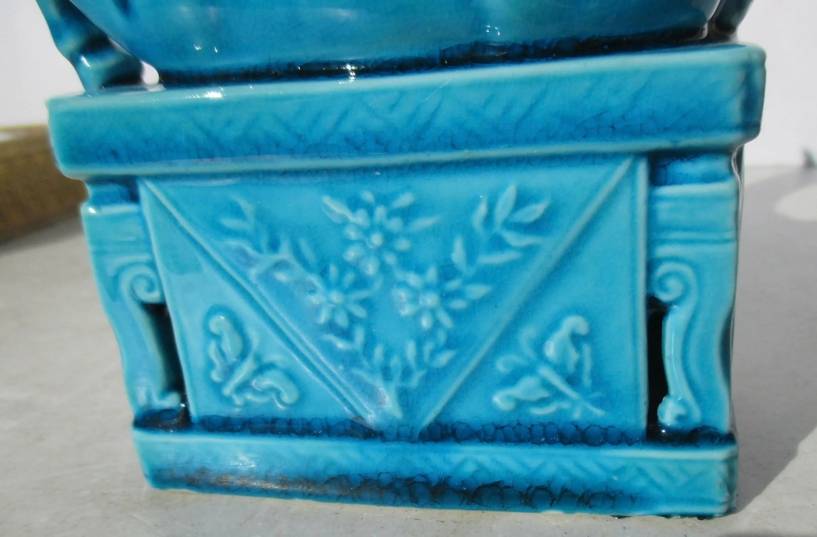 Vintage Turquoise Porcelain Horse on High Base - 7