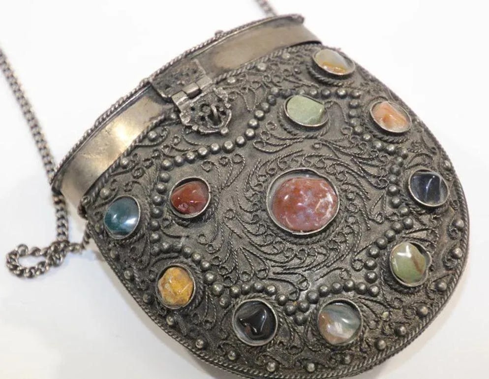 Vintage Sajai Metal and Agate Scroll Box Coin Purse, Handmade in India - 3