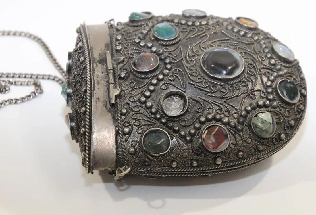 Vintage Sajai Metal and Agate Scroll Box Coin Purse, Handmade in India - 5