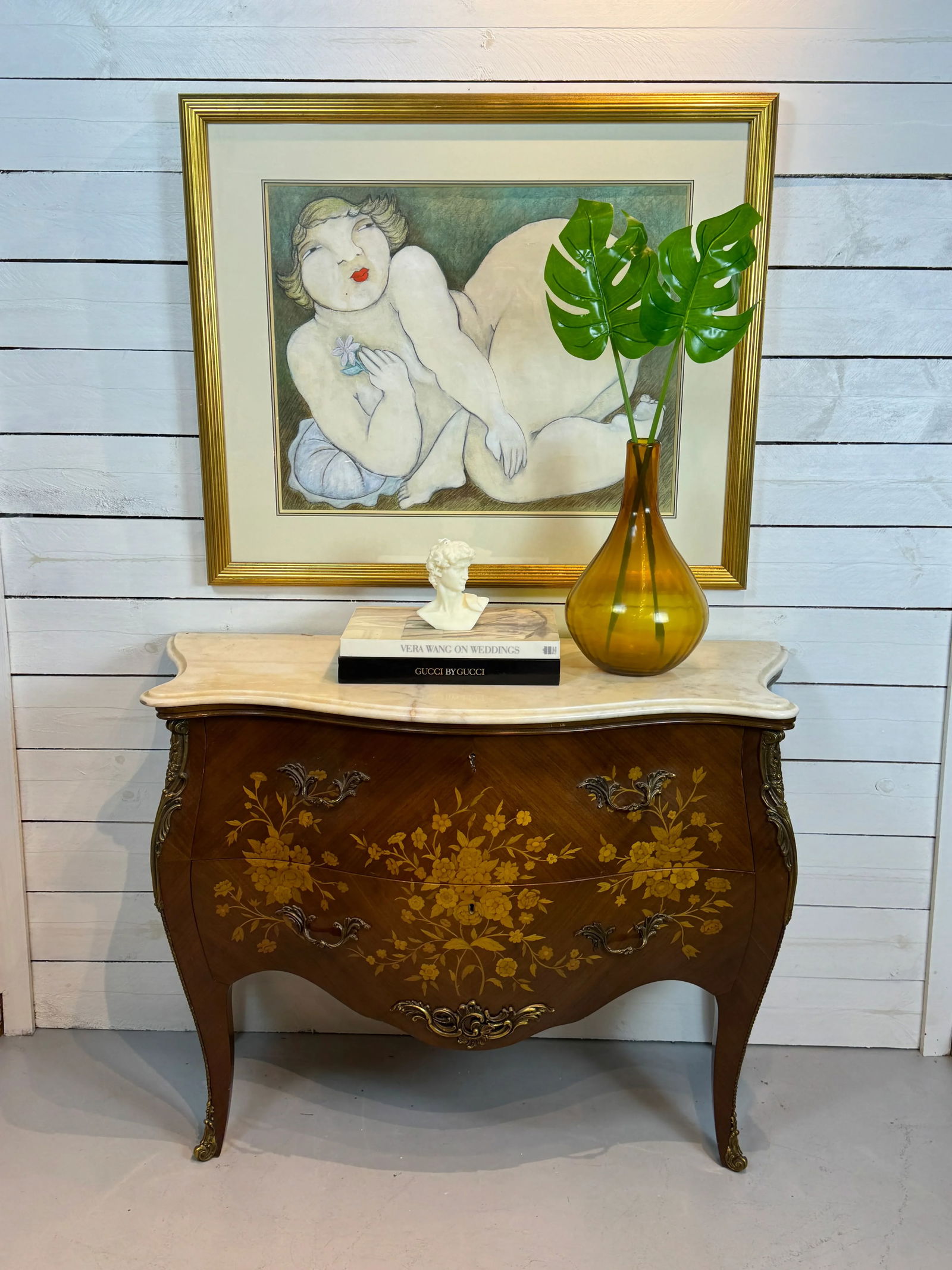 Early 20th Century French Louis XV Bombe Commode With Marble Top, Ormolu Details - 2